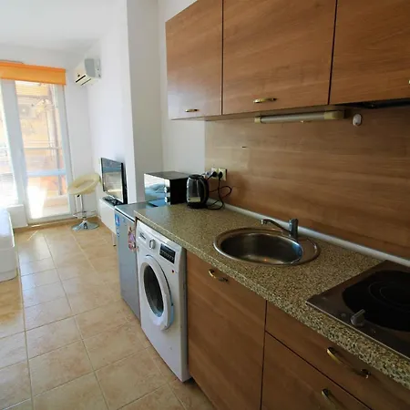 Anna Marina - Menada Apartment Sveti Vlas